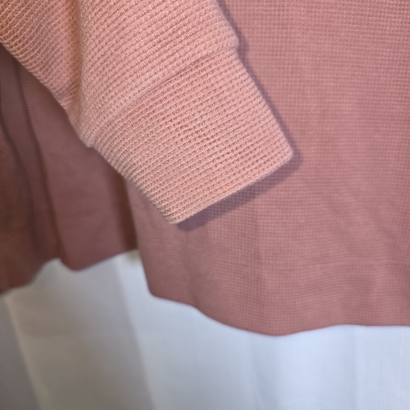 Vuori Women's Bayview Thermal Hoodie Waffle Knit VW263 Rosewood Pink Size Small - Picture 6 of 9